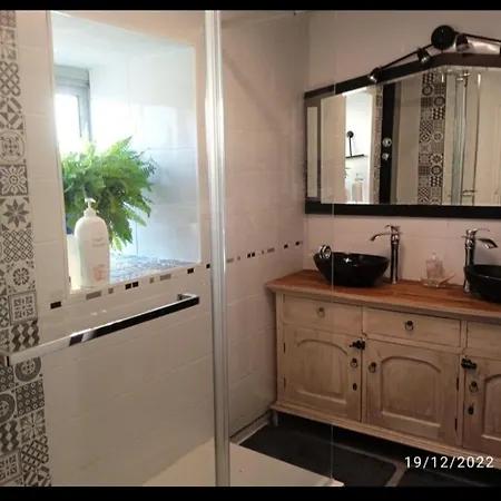 Maison Village En Aveyron Casa vacanze *